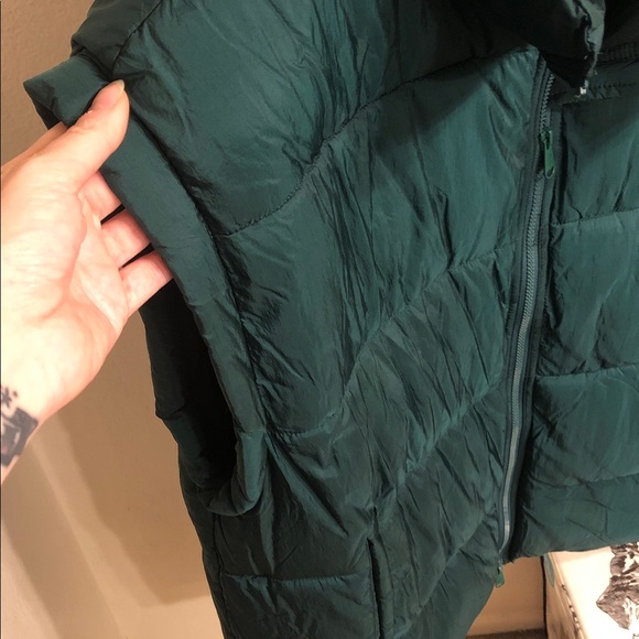 FREE PEOPLE MOVEMENT PUFFER VEST🌲🦌❄️ - Picture 5 of 6